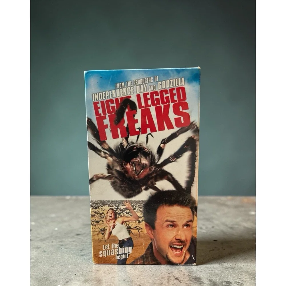 Eight Legged Freaks VHS VCR Video Tape Horror David Arquette,‎ Kari Wuhrer Used